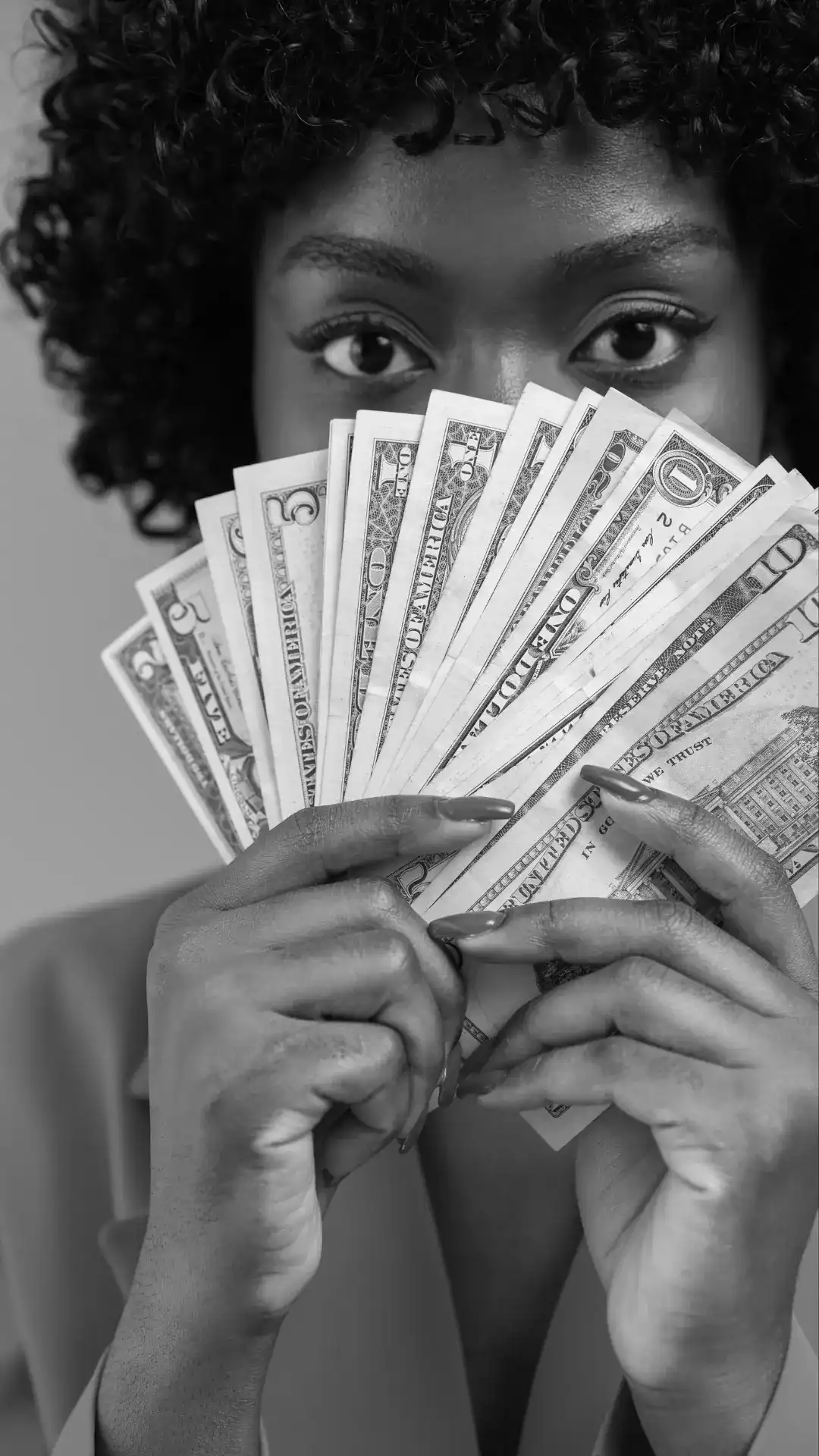 Open a bank account in Dubai